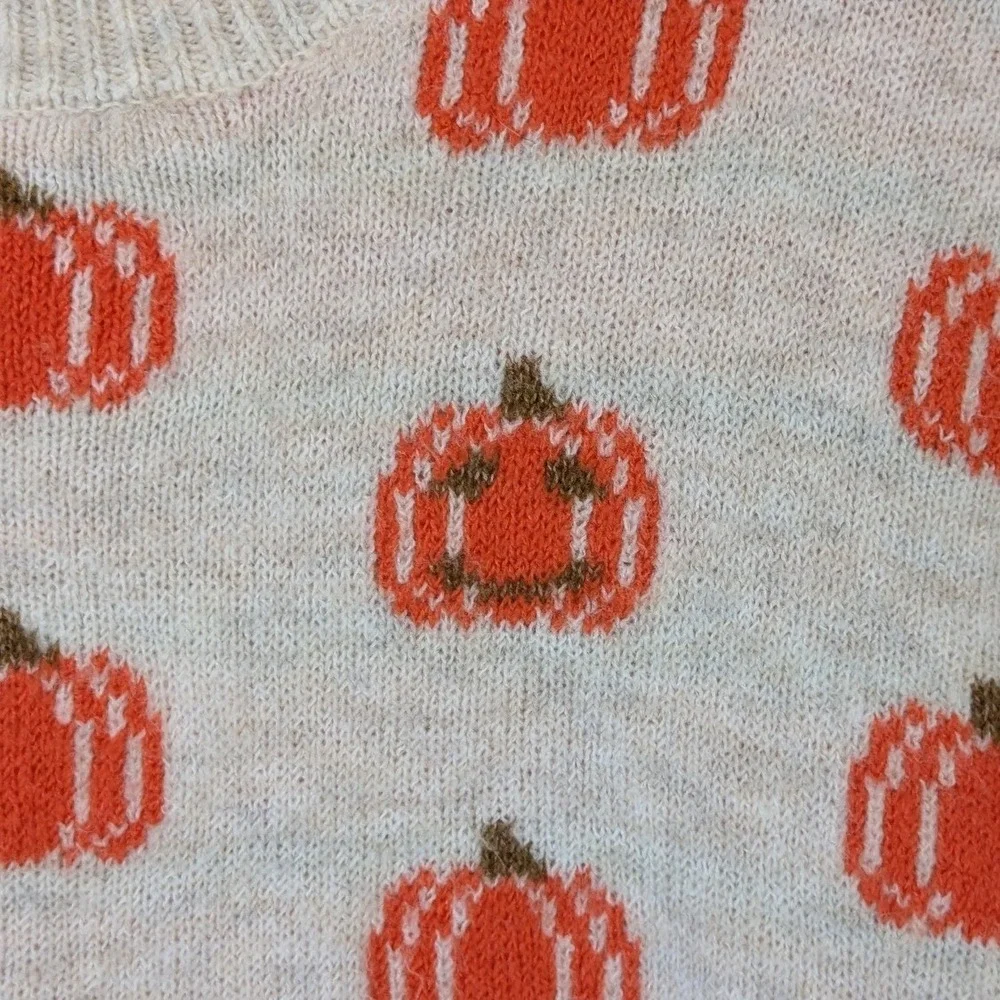 Vince Camuto Pumpkin Jack-O-Lantern Halloween Sweater Womens Small Cream Orange - Picture 2 of 8
